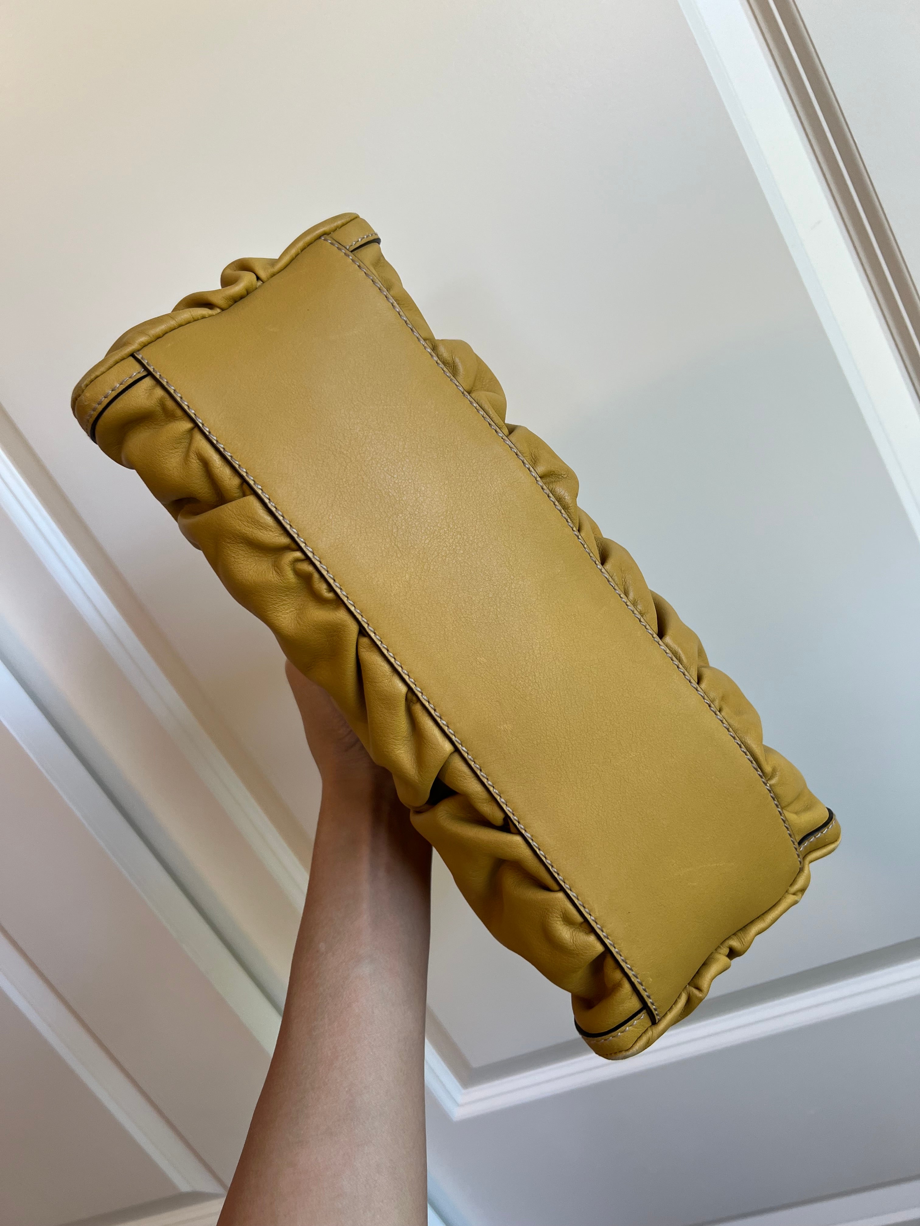 Gucci Abbey D-Ring Shoulder Bag