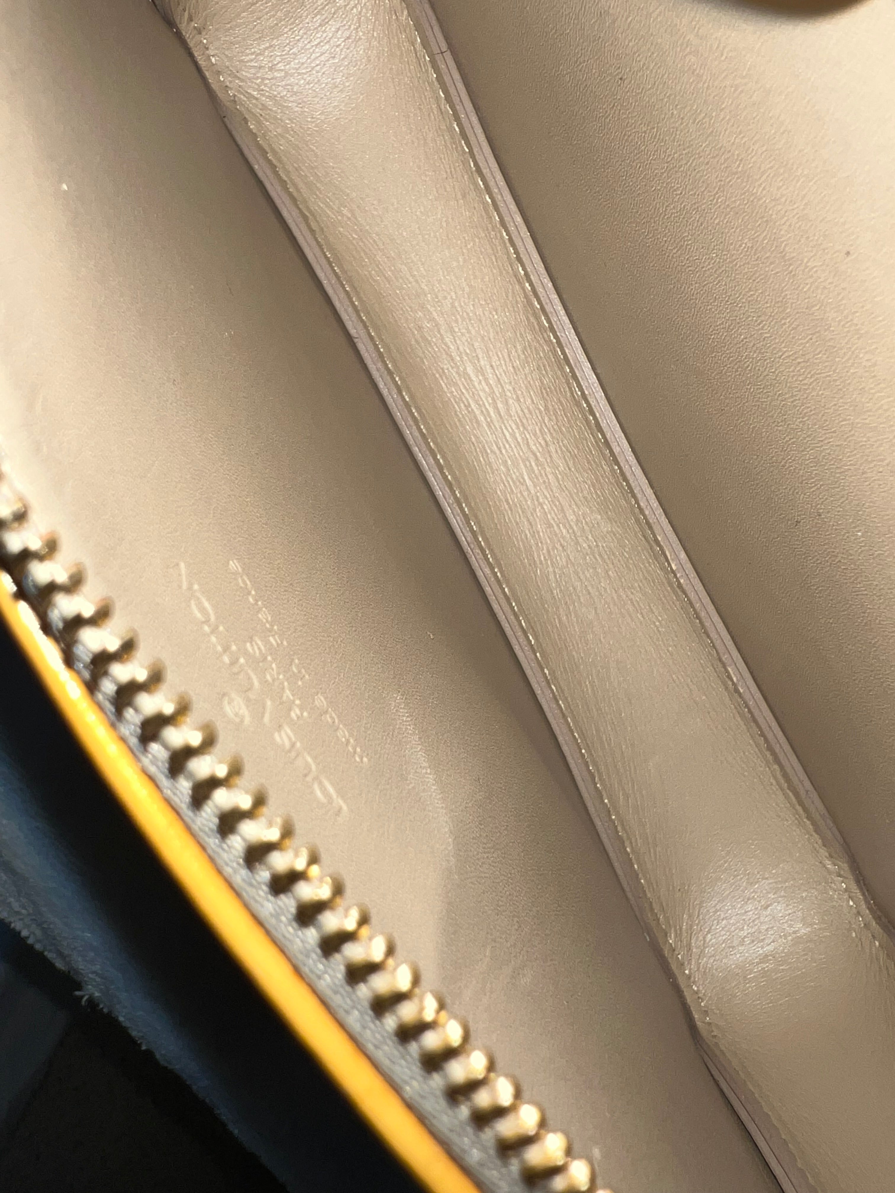 Louis Vuitton Vernis Lexington Pochette