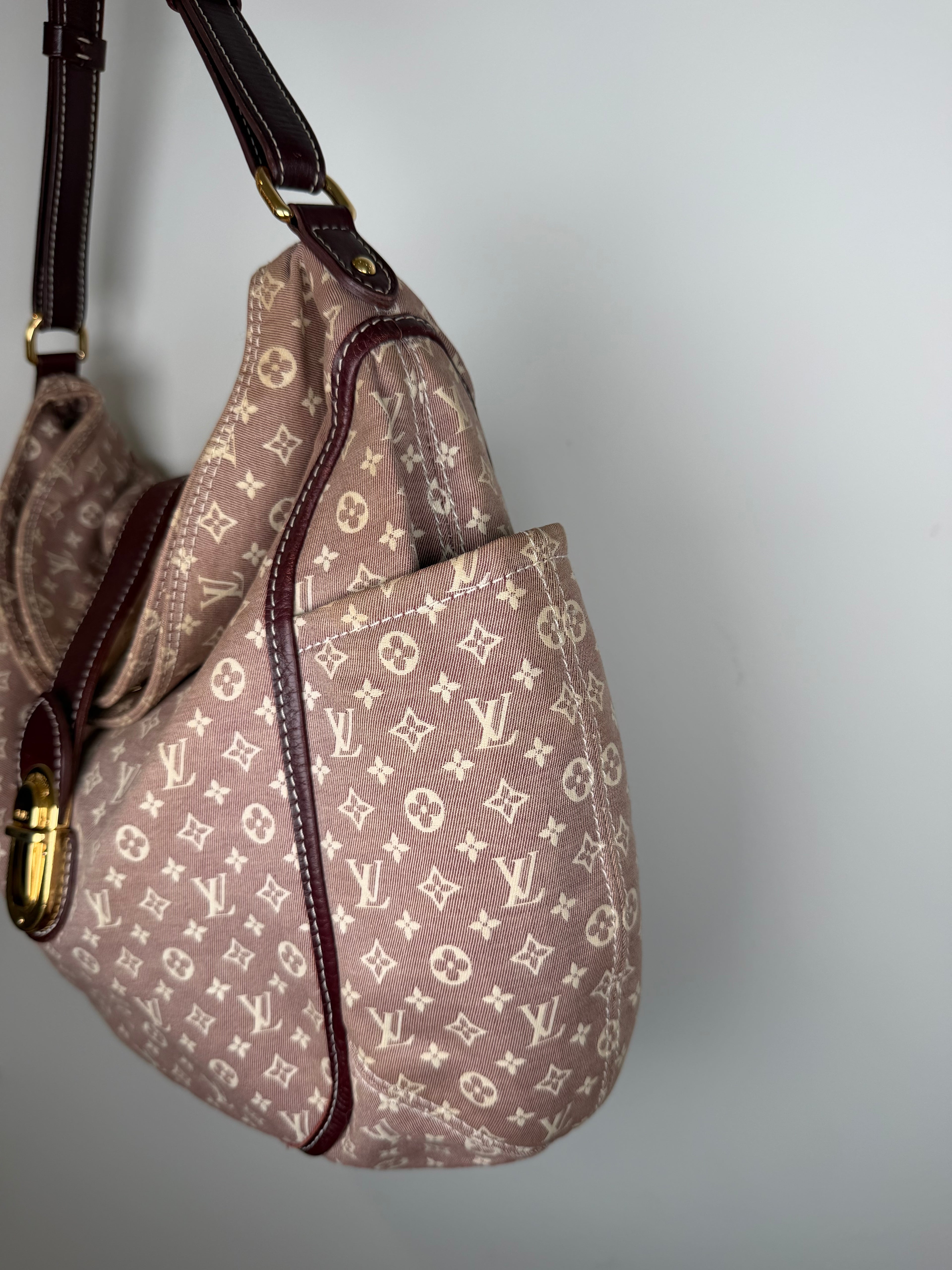 Louis Vuitton Idylle Romance Mini Lin Hobo Bag