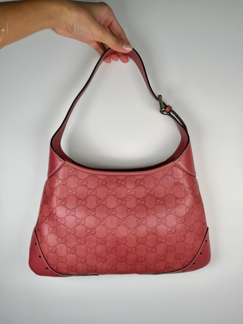 Gucci Jackie Monogram Bag with Chain Detail