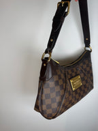 Louis Vuitton Thames PM in Damier Ebene