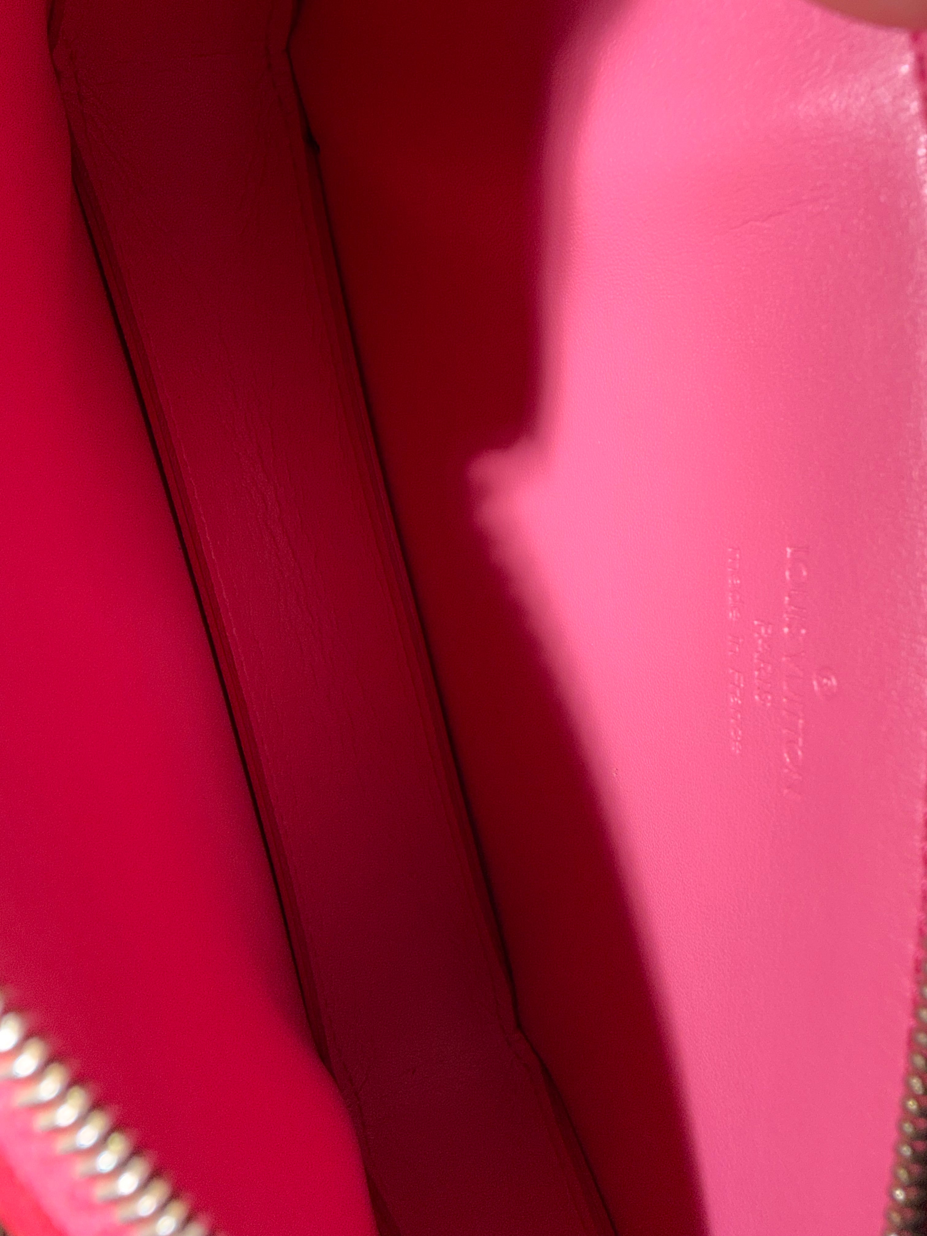 Louis Vuitton Vernis Lexington Pochette in Pink