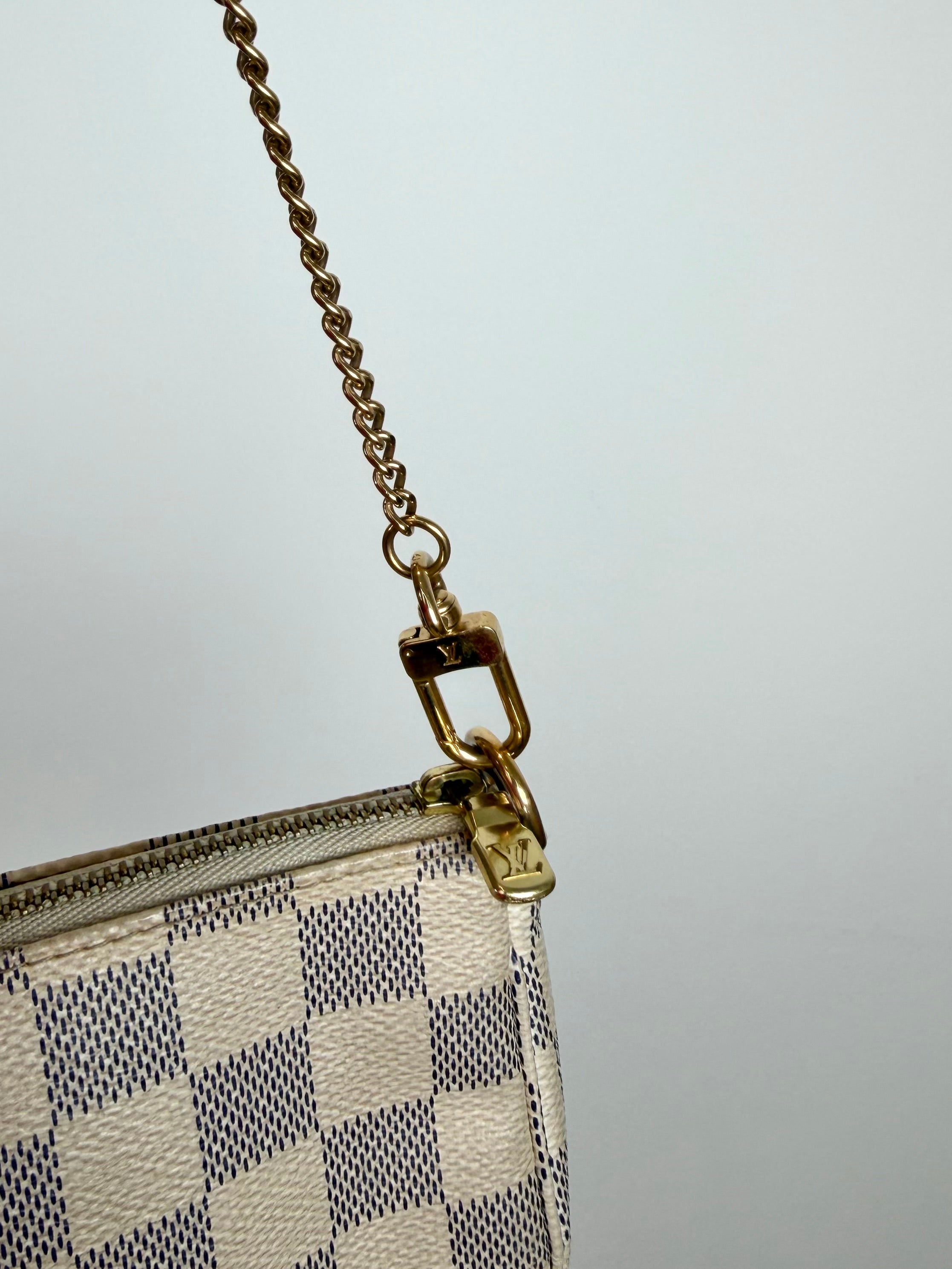 Louis Vuitton Pochette Accessoires Mini in Damier Ebene