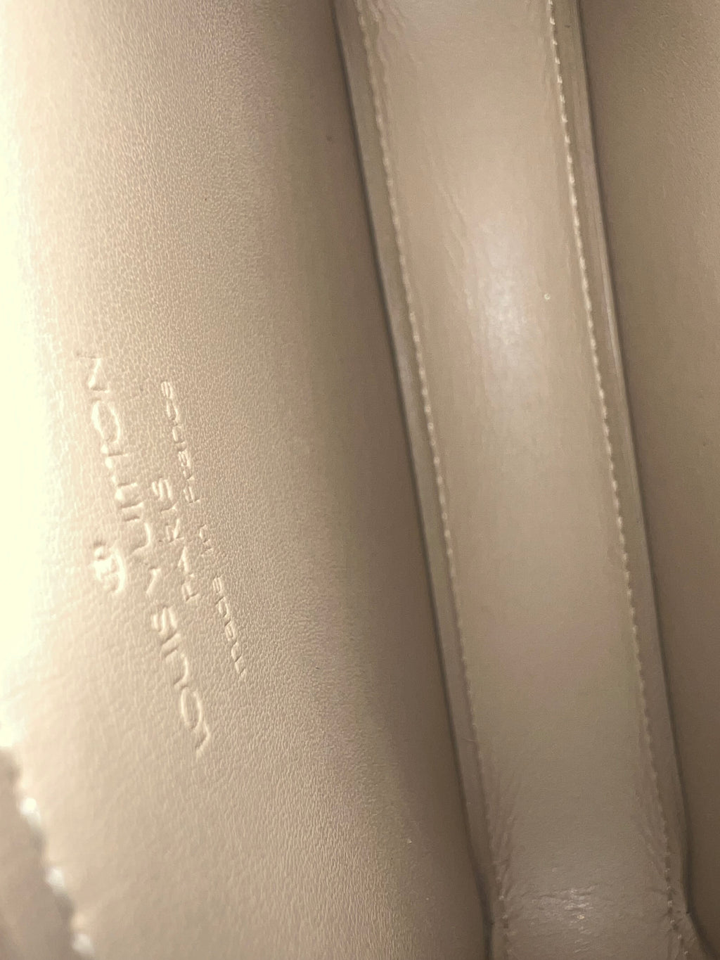 Louis Vuitton Vernis Lexington Pochette