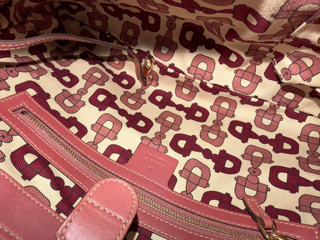 Gucci Jackie Monogram Bag with Chain Detail