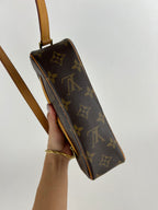 Louis Vuitton Cite Pochette