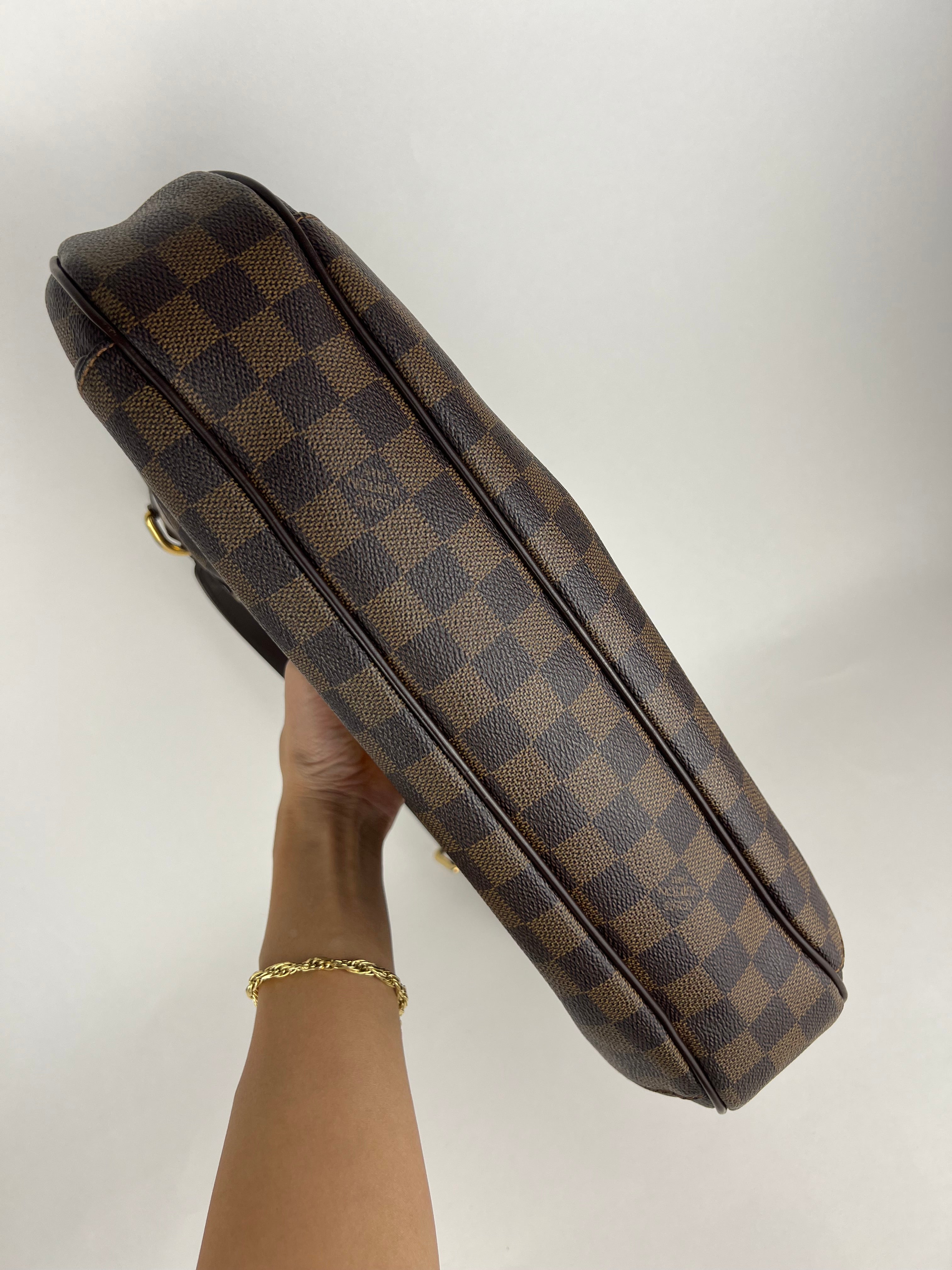 Louis Vuitton Thames GM in Damier Ebene