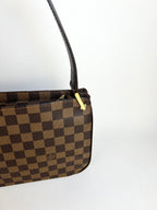 Louis Vuitton Damier Ebene Aubagne Shoulder Bag