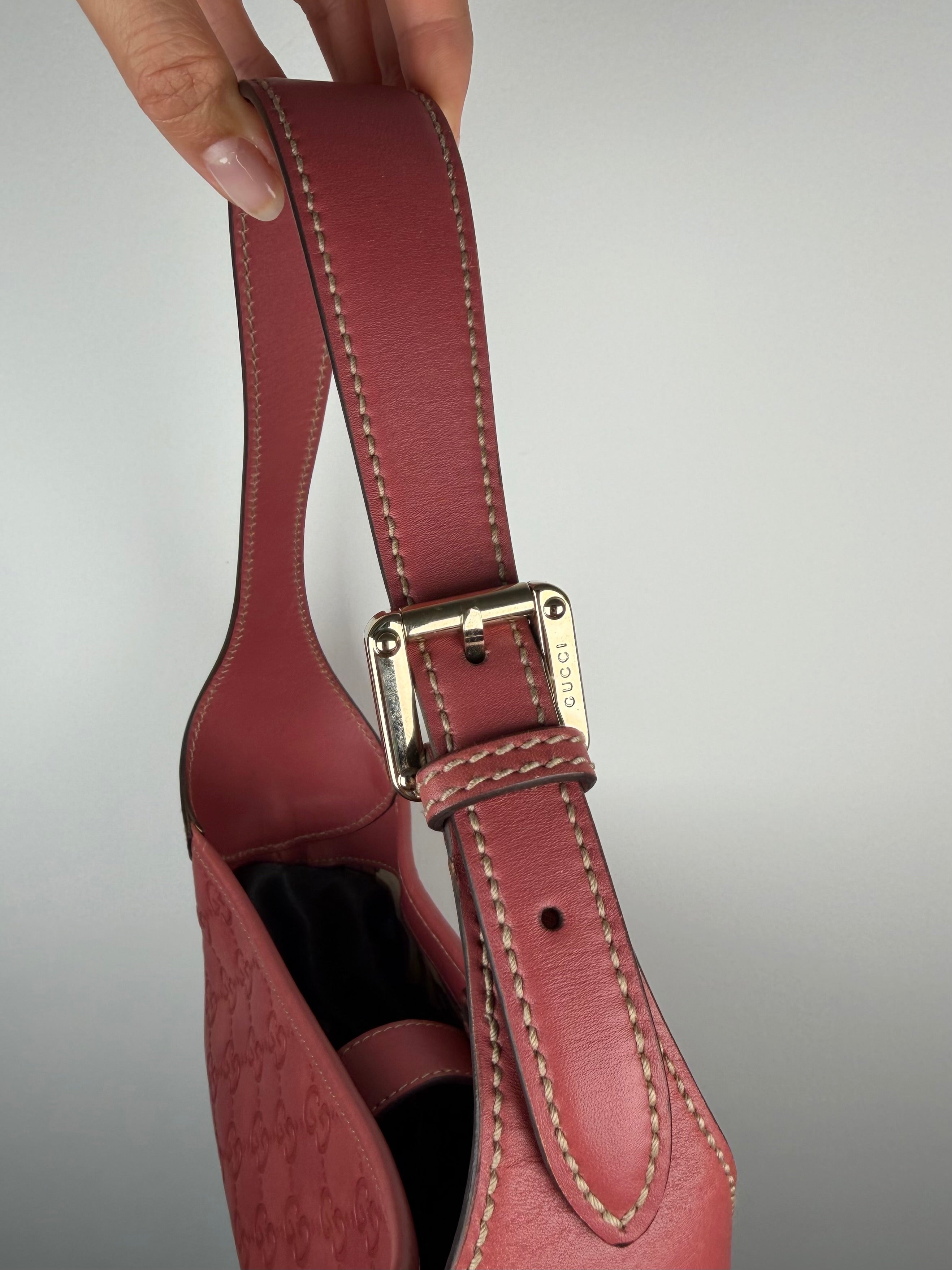 Gucci Jackie Monogram Bag with Chain Detail