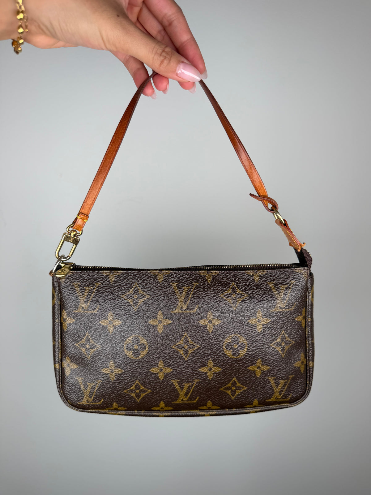 Louis Vuitton Pochette Accessoires