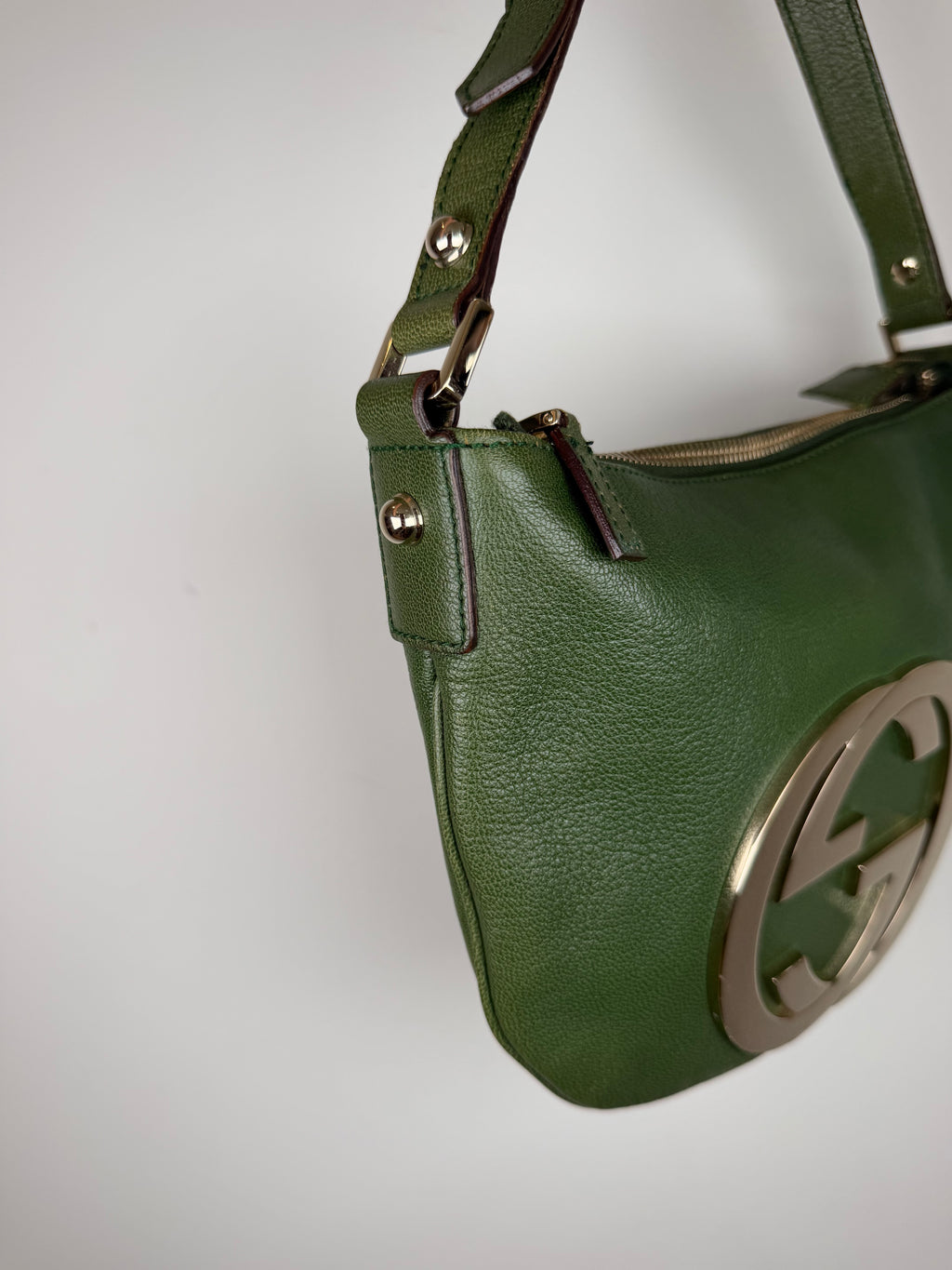 Gucci Blondie Logo Leather Shoulder Bag