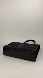 Gucci Canvas Jackie Tote in Black