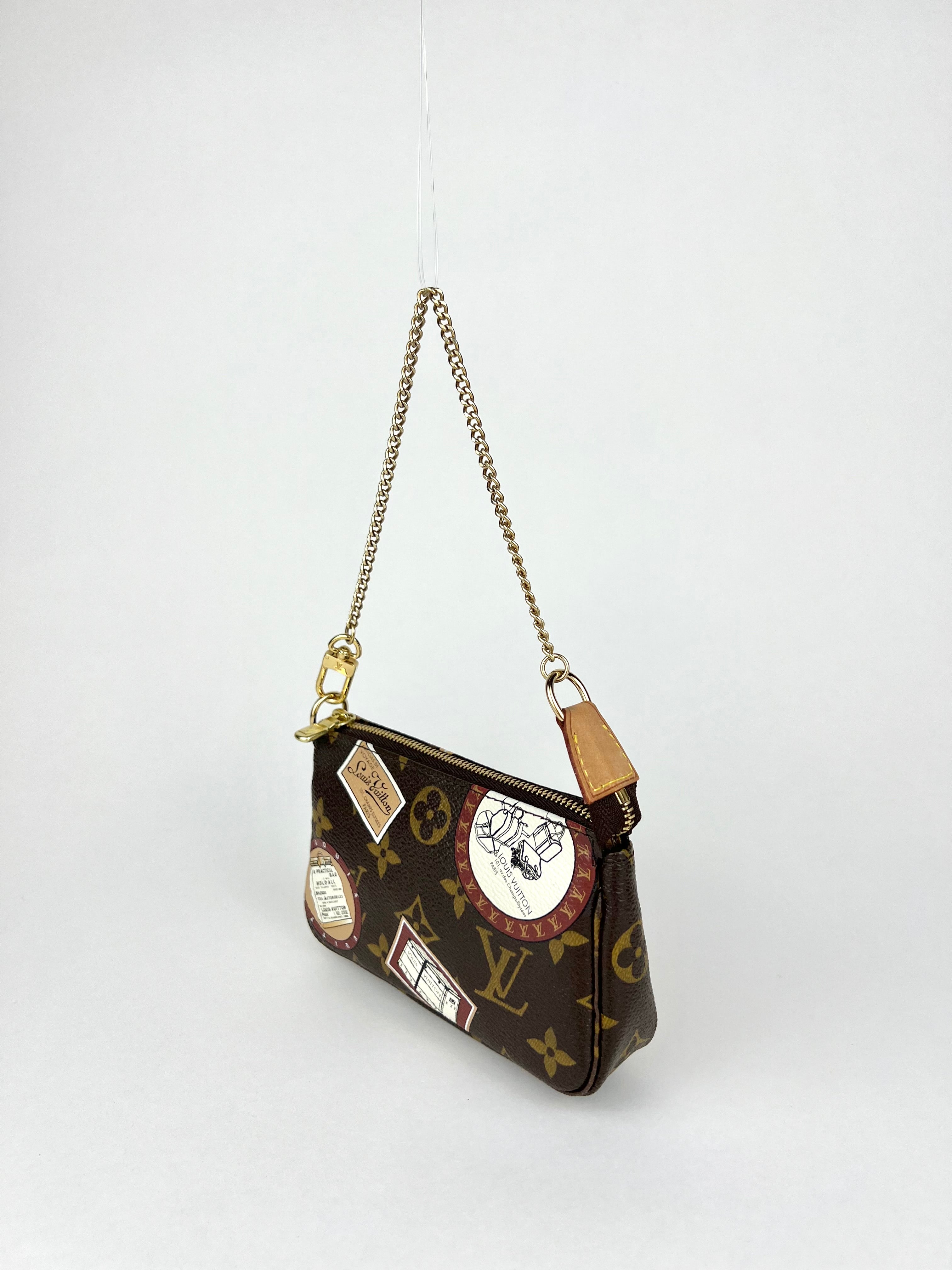 Louis Vuitton Pochette Accessoires Mini